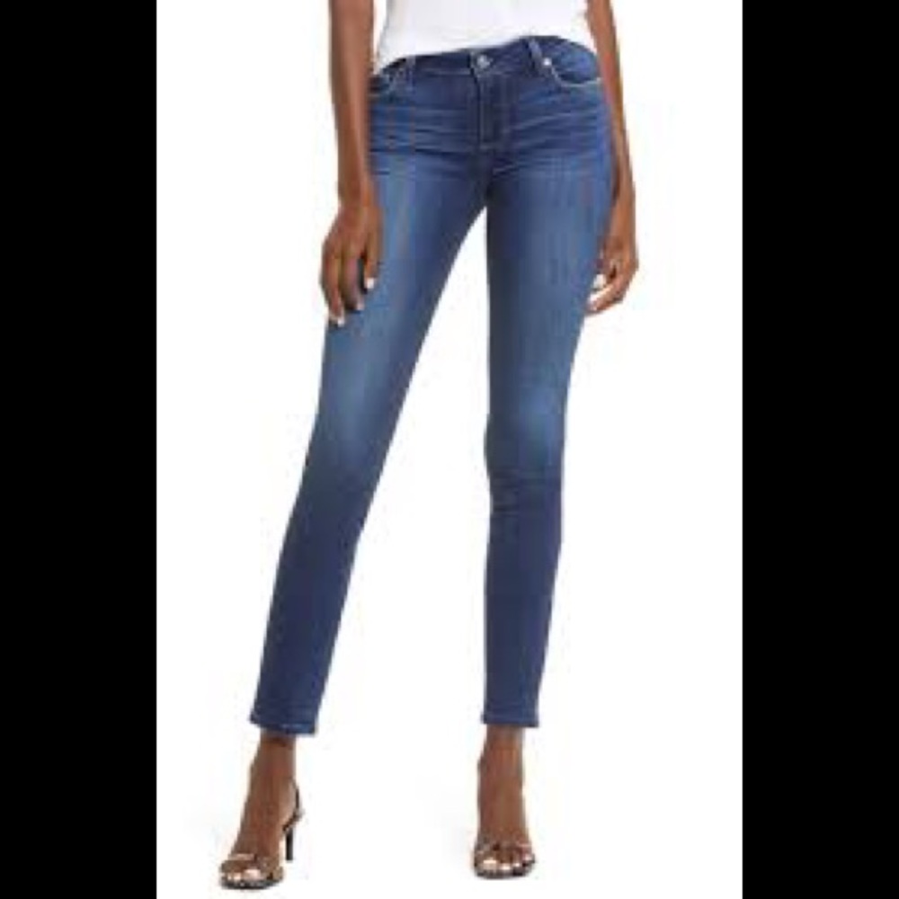 Paige Skyline Straight skinny jeans size 28